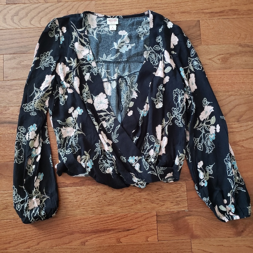 Mossimo Floral Black Deep V Faux Wrap Top sz Small